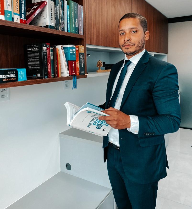 Dr. Jefferson Amorim, advogado em Cariacica - ES